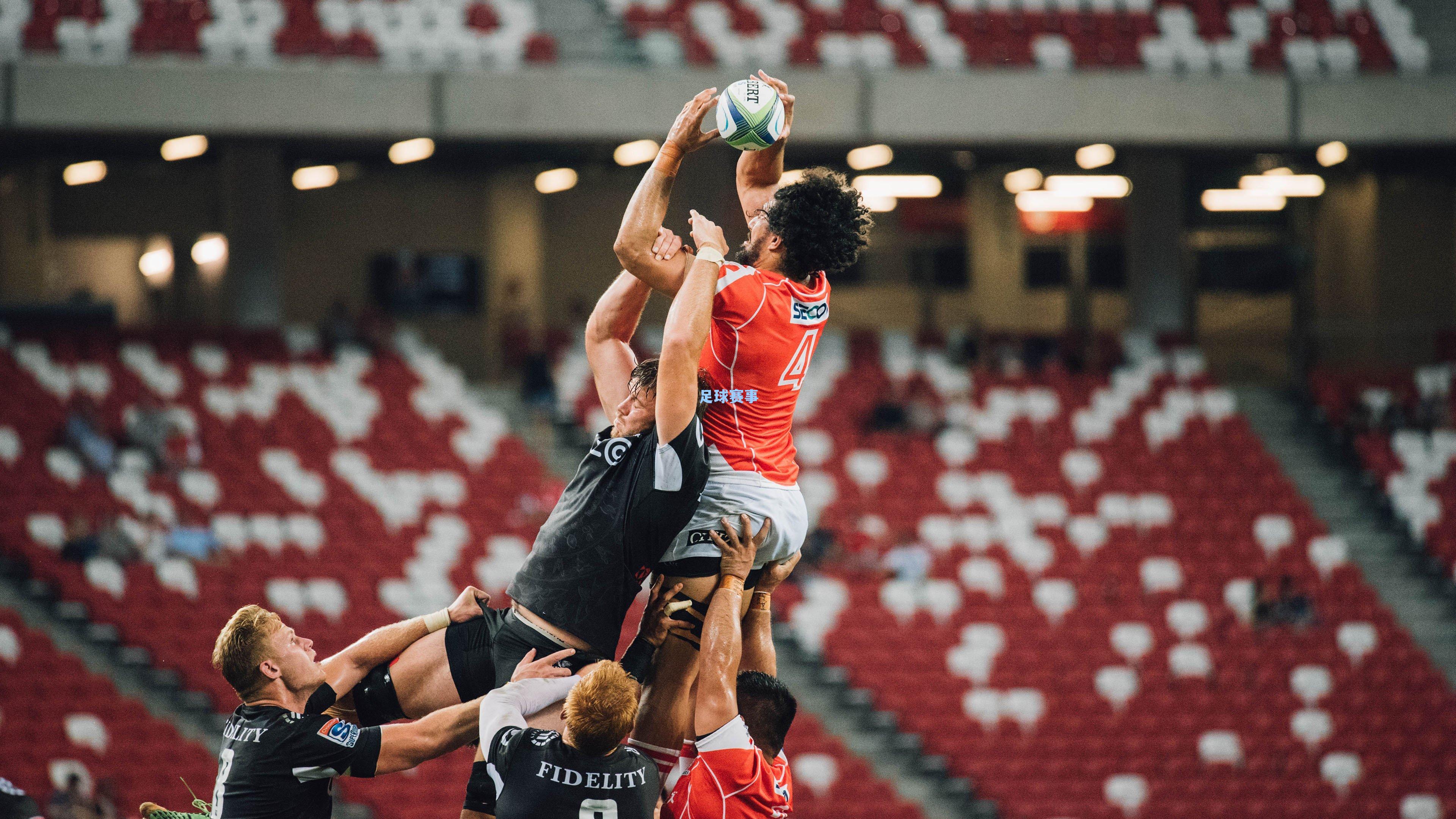 新星璀璨！恩德里克两战定乾坤，里昂球迷齐呼新王降临